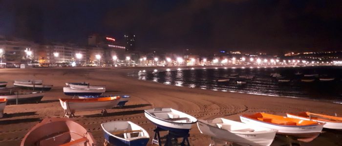 Las Canteras beach at night